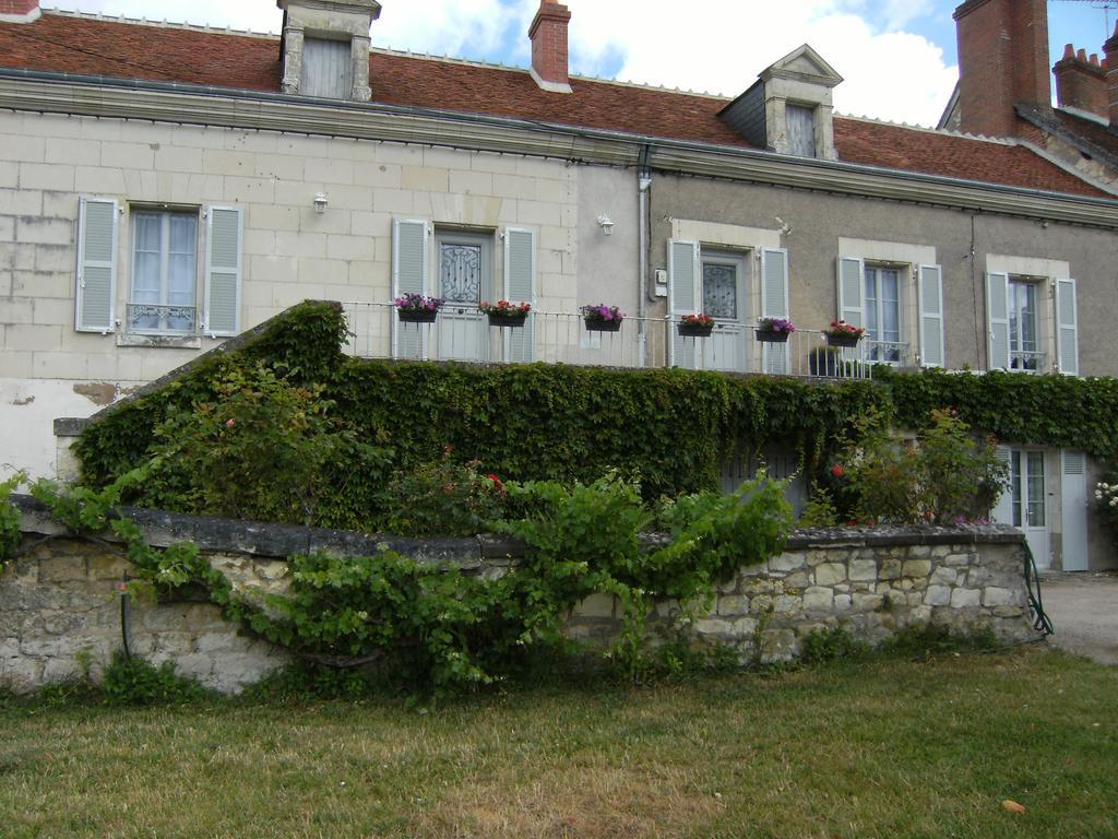 La Chaussee Des Ponts Noyers-sur-Cher Exterior photo